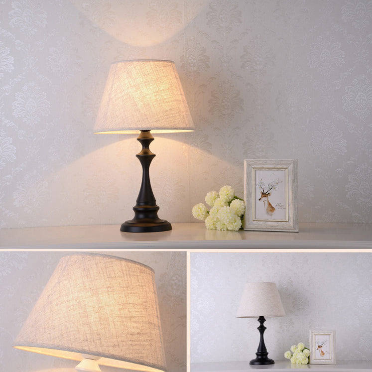 Water Drops Scalloped Round Table Lamp