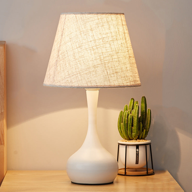 Water Drops Scalloped Round Table Lamp
