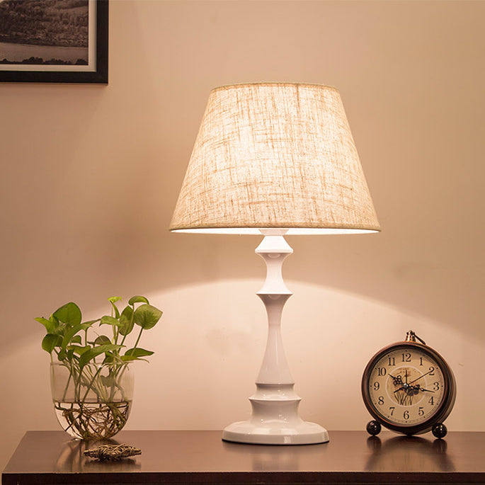 Water Drops Scalloped Round Table Lamp
