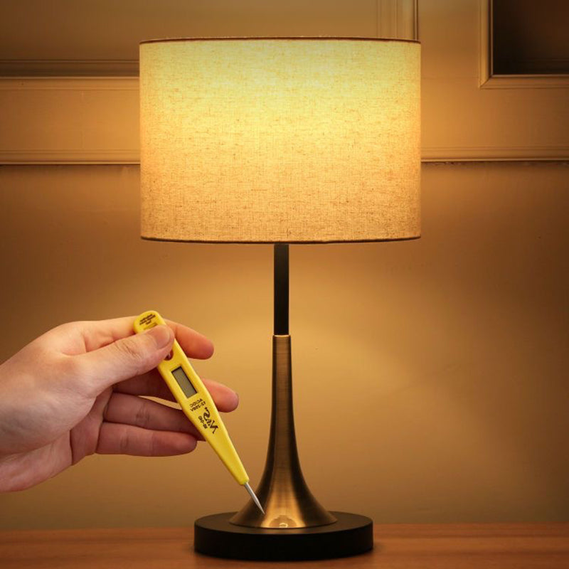 Tapered Round Fabric Iron Table Lamp