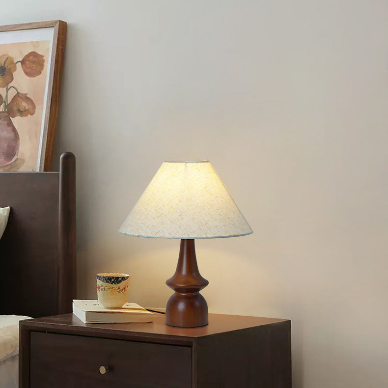 Scalloped Round Floral Fabric Table Lamp