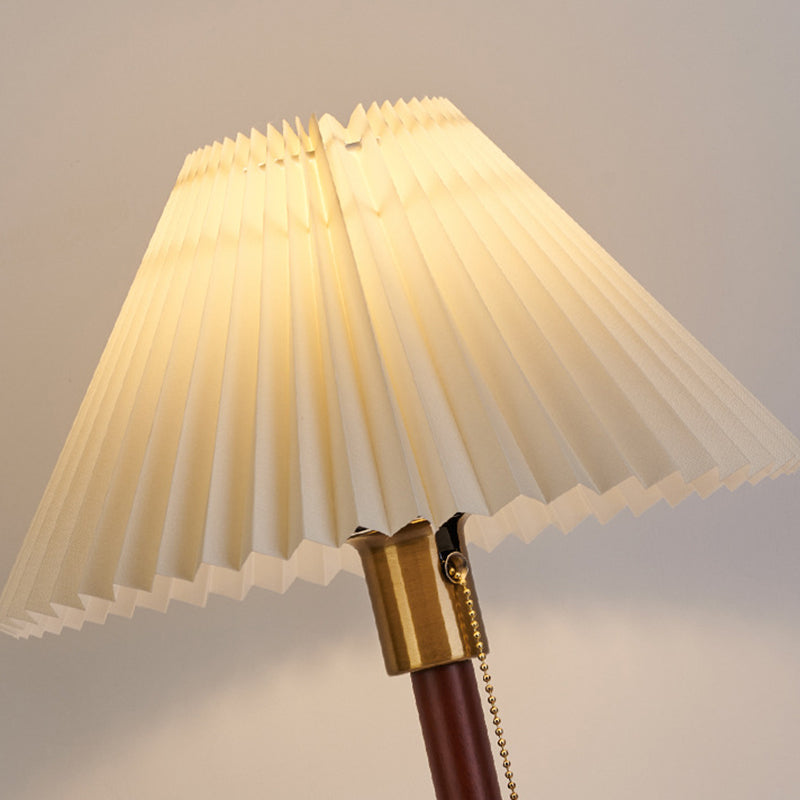 Scalloped Pleated Round PVC Table Lamp
