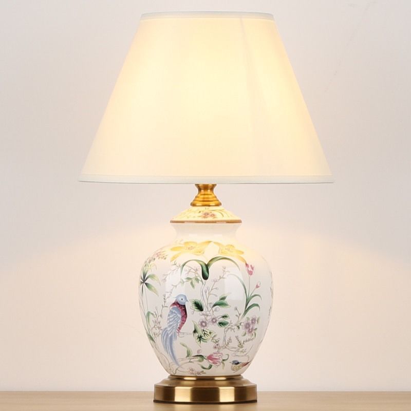 Patterned Bird Scalloped Round Table Lamp