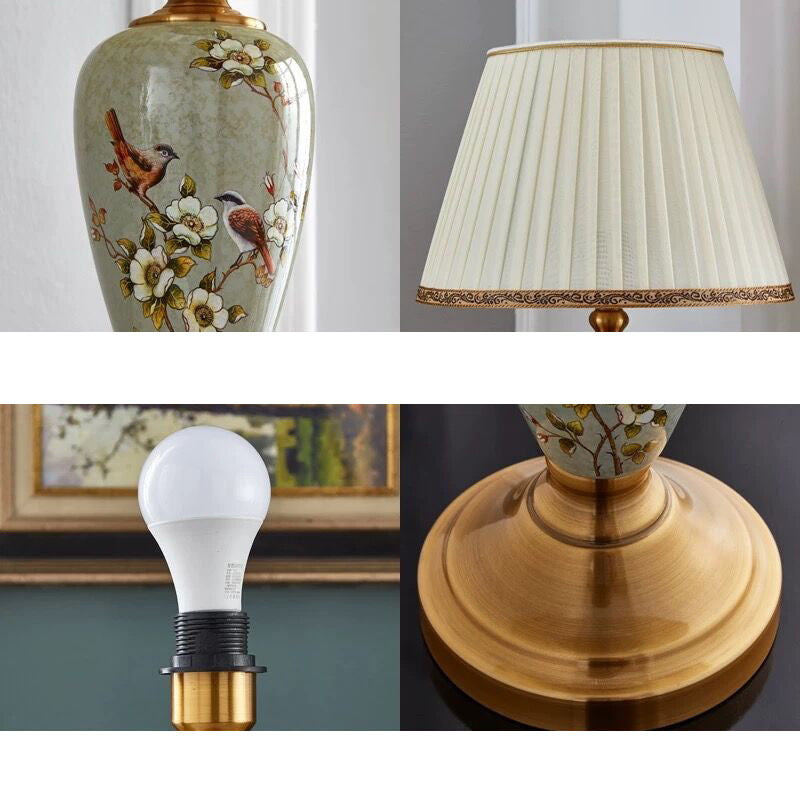Round Fan Leaves Fabric Table Lamp