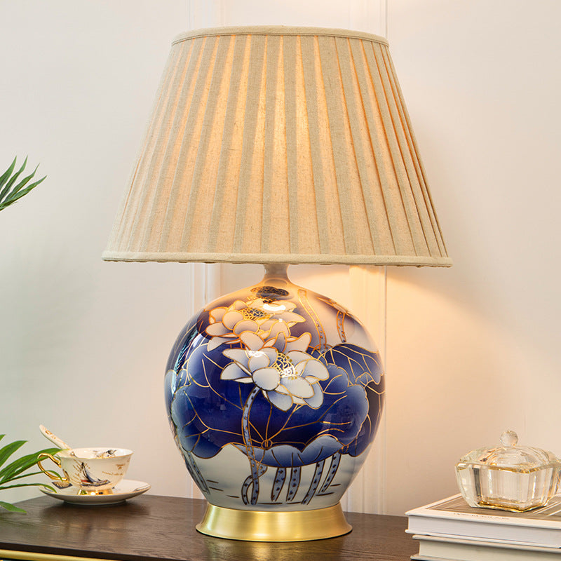 Scalloped Round Lotus Flower Table Lamp