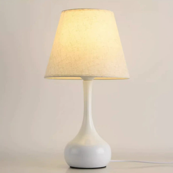 Round Teardrop Shape Scalloped Table Lamp