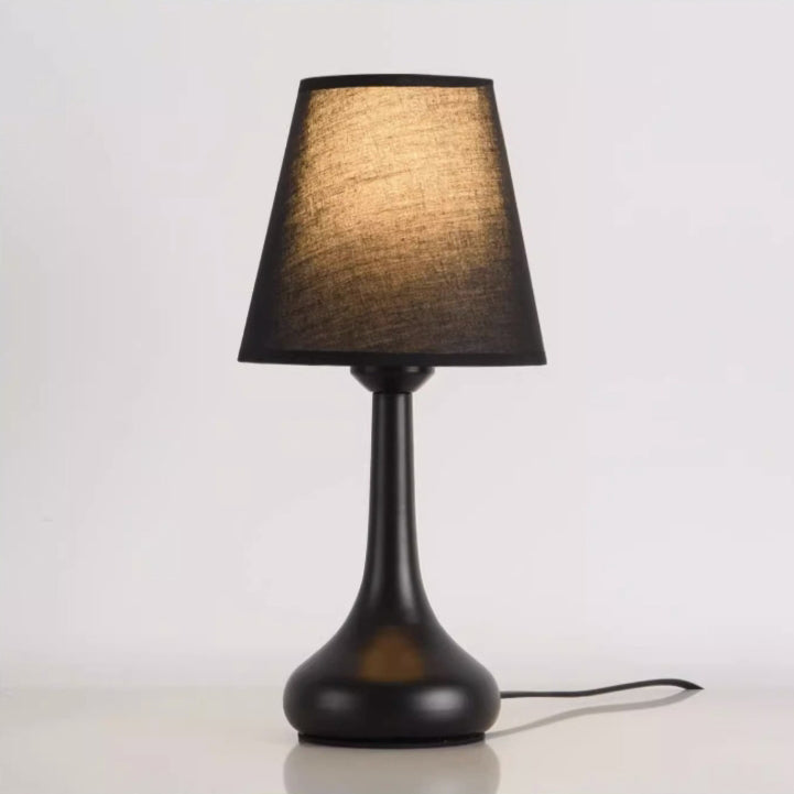 Round Teardrop Shape Scalloped Table Lamp
