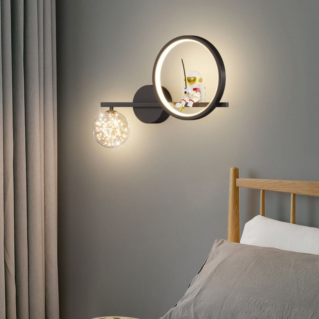 Astronaut Round Orb Acrylic Wall Lamp