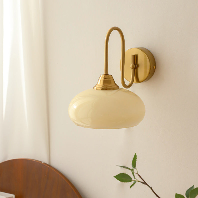 Flat Ball Curved Round Wall Lamp