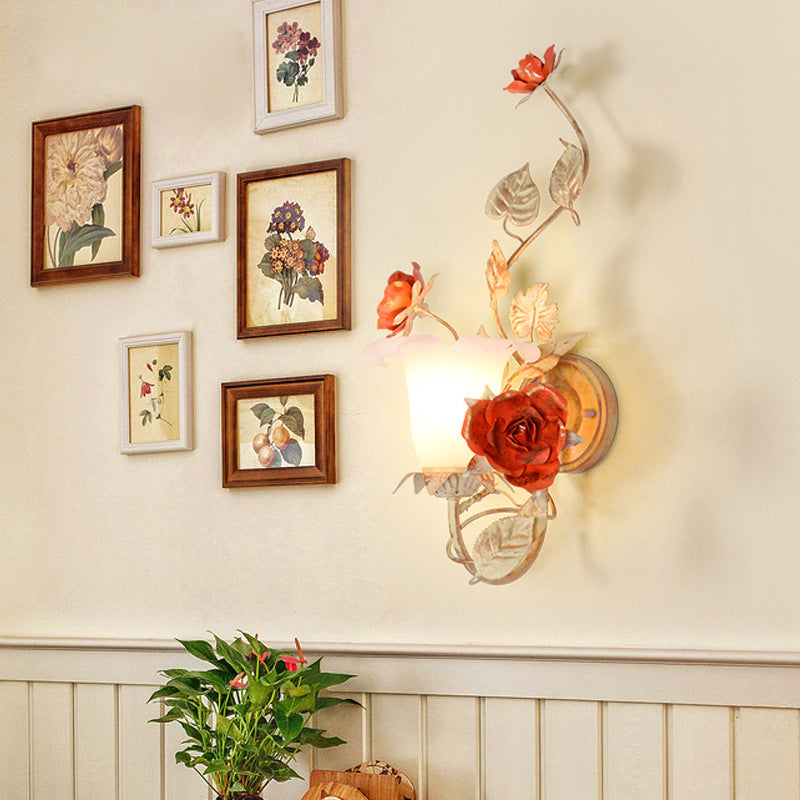 Rose Leaf Round Glass Wall Lamp