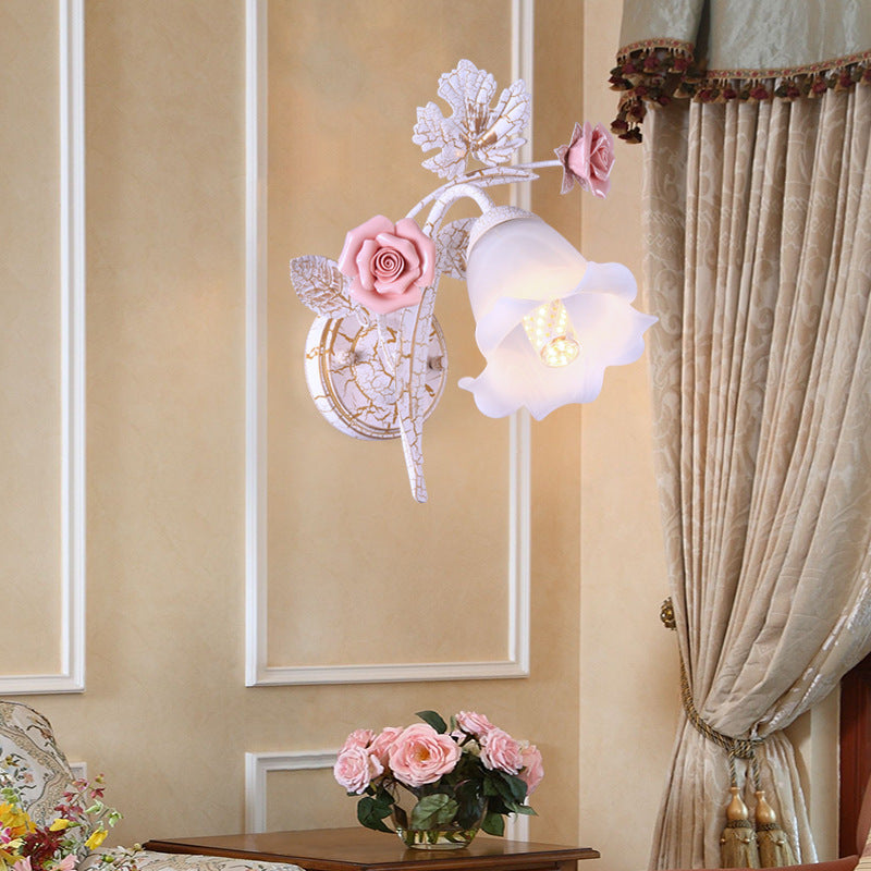 Rose Leaf Branch Round Wall Lamp