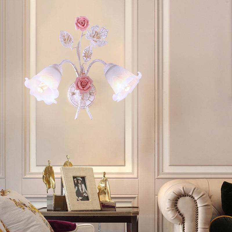 Rose Leaf Branch Round Wall Lamp