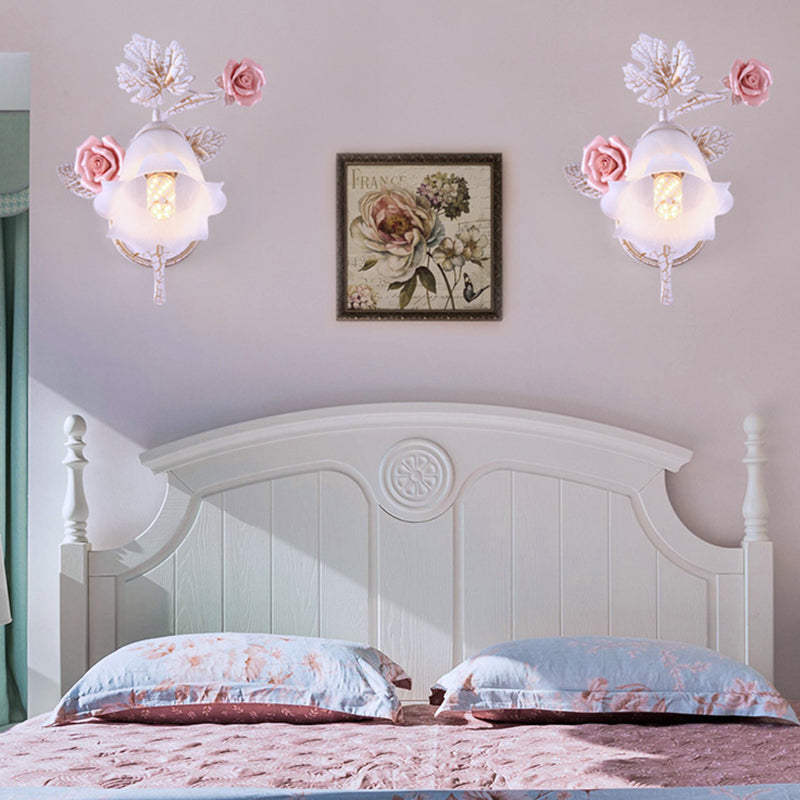 Rose Leaf Branch Round Wall Lamp