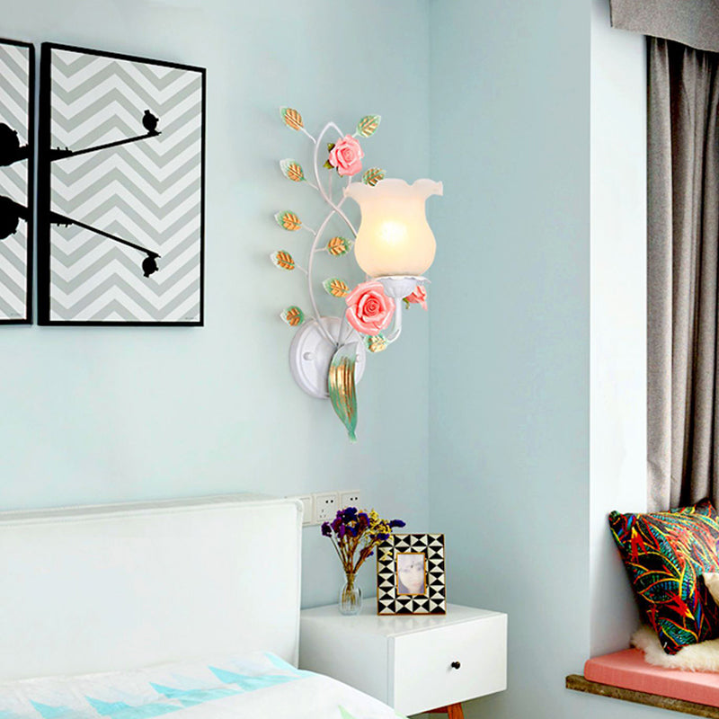 Floral Leaf Round Glass Wall Lamp