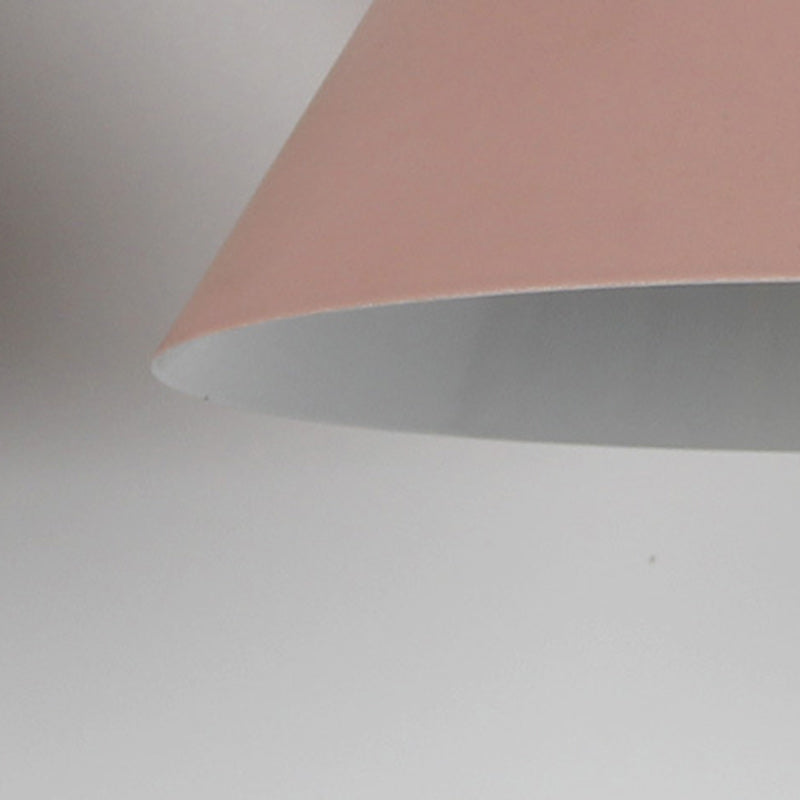Scalloped Curved Round Iron Wall Lamp