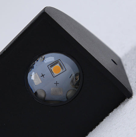 Arched Cylindrical Aluminium PC Outdoor Light