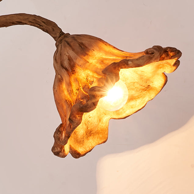 Resin Iron Flower Simulation Table Lamp