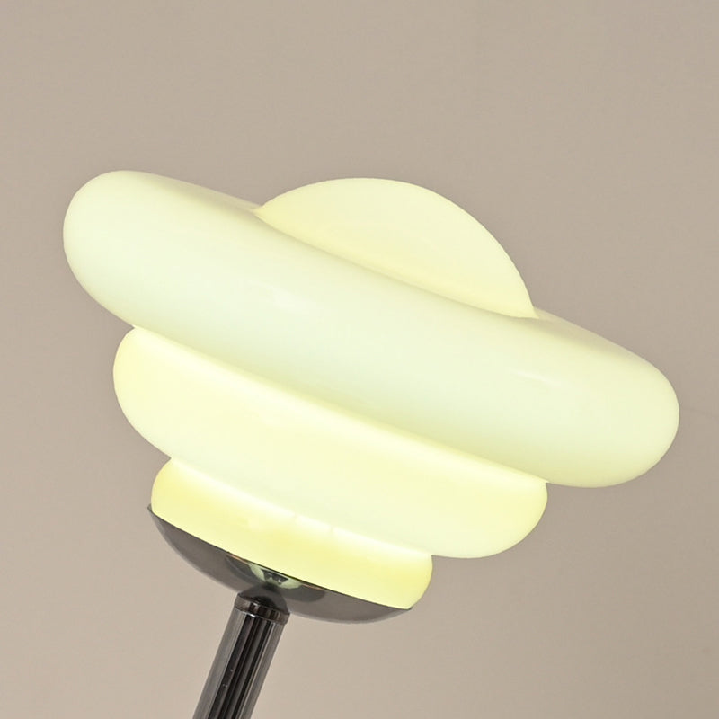 Metal Glass Round Custard Table Lamp