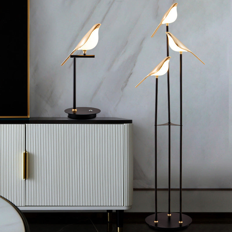 Zinc Alloy Acrylic Bird Table Lamp