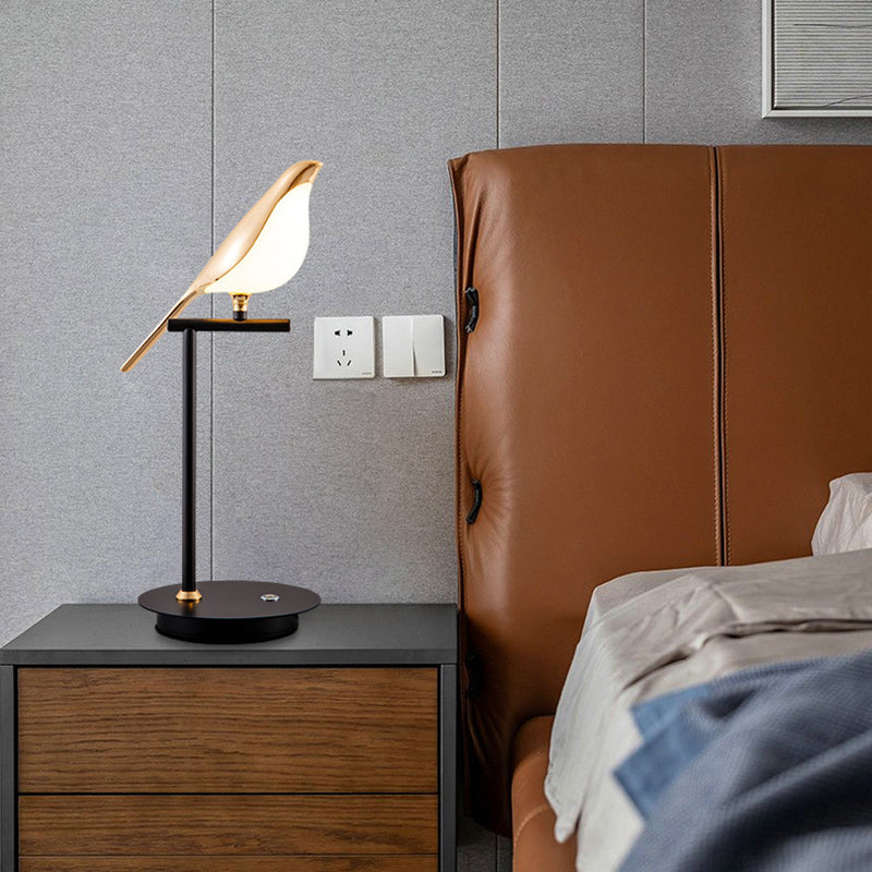 Zinc Alloy Acrylic Bird Table Lamp