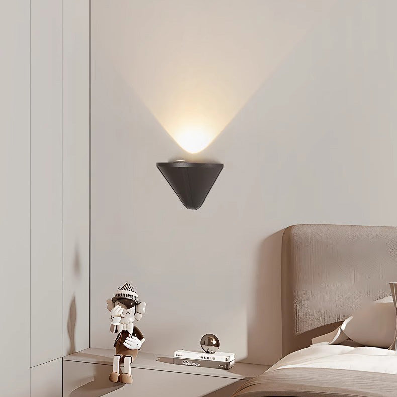 Aluminum Triangle Patio Outdoor Light