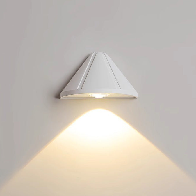 Aluminum Triangle Patio Outdoor Light