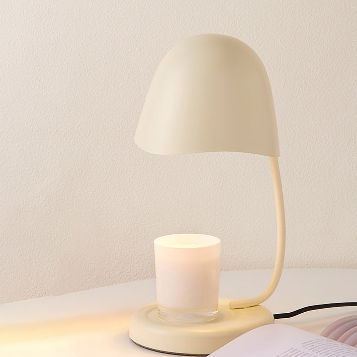 Metal Eggshell Melting Wax Table Lamp