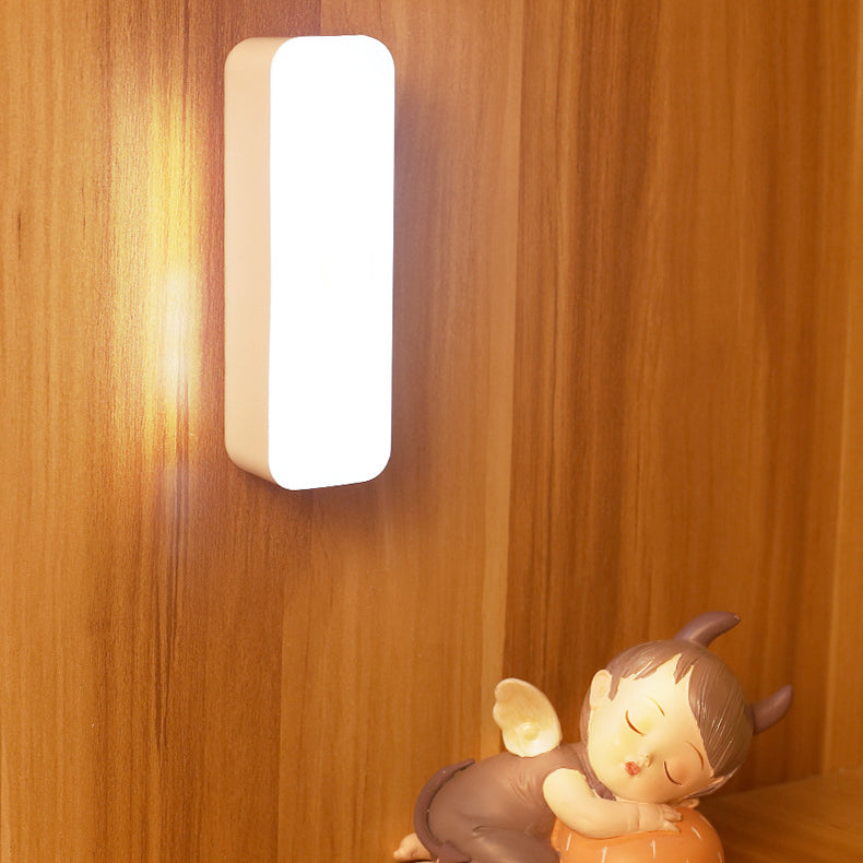 Rechargeable Magnetic Suction Plastic Wall Lamp