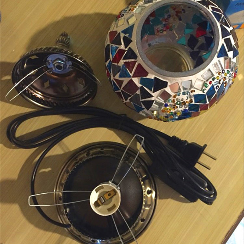Iron Glass Pieces Mosaic Table Lamp