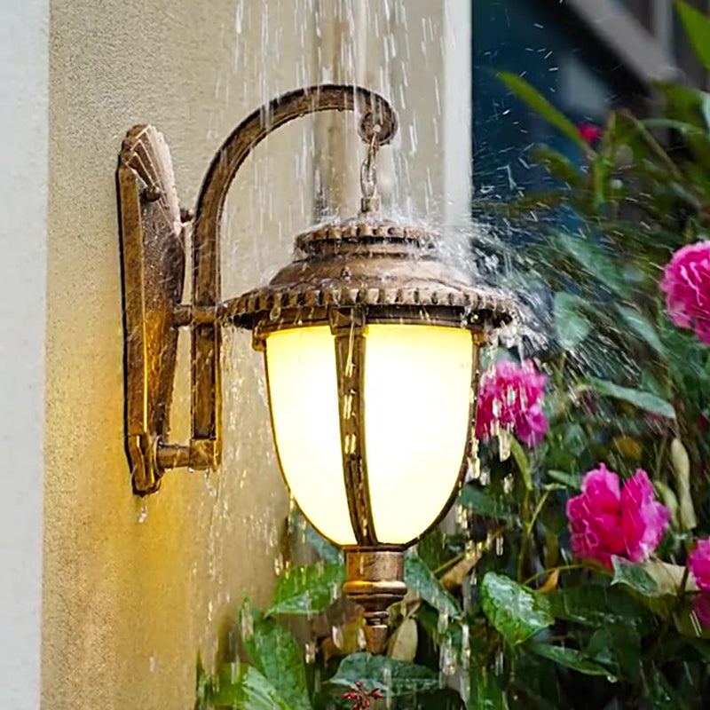 Aluminum Glass Carriage Lantern Outdoor Light