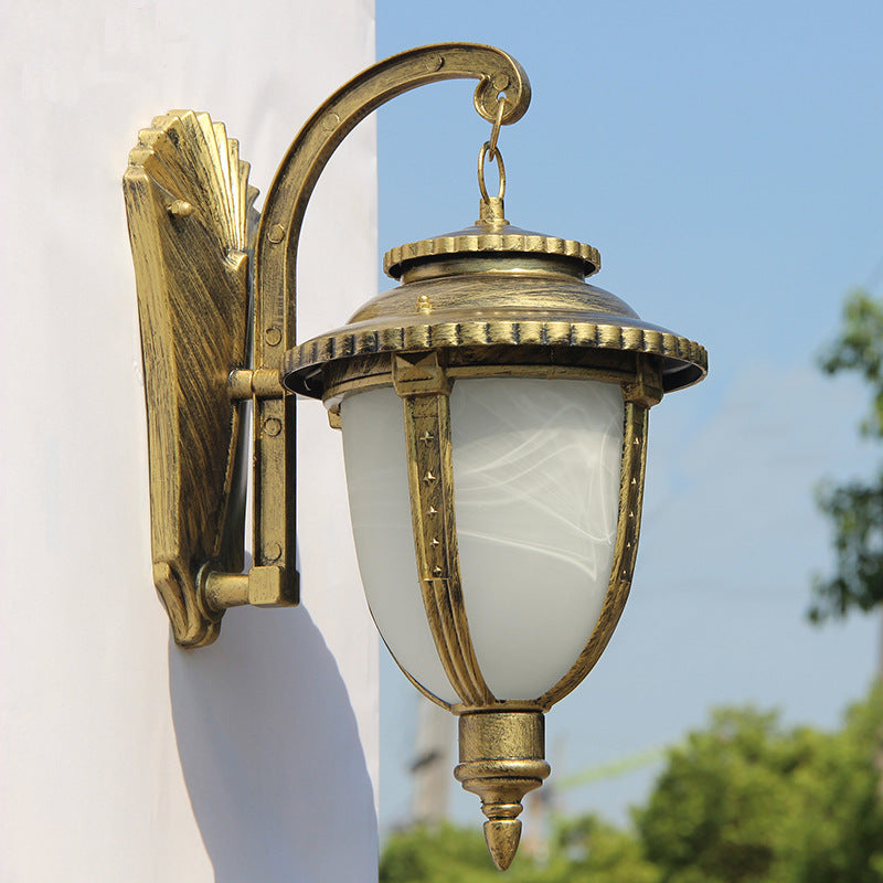 Aluminum Glass Carriage Lantern Outdoor Light