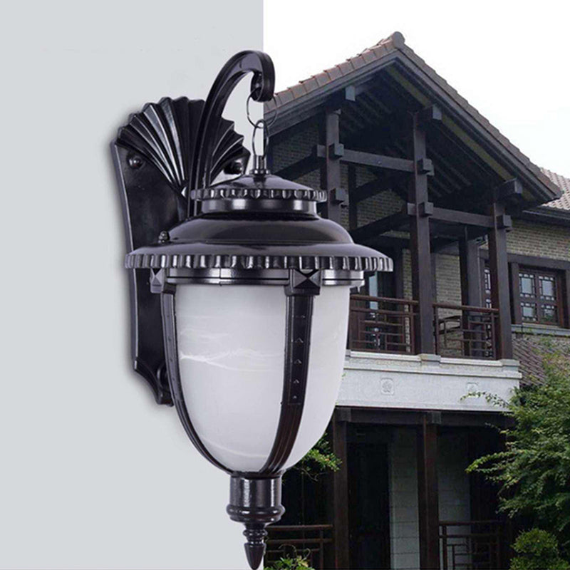 Aluminum Glass Carriage Lantern Outdoor Light