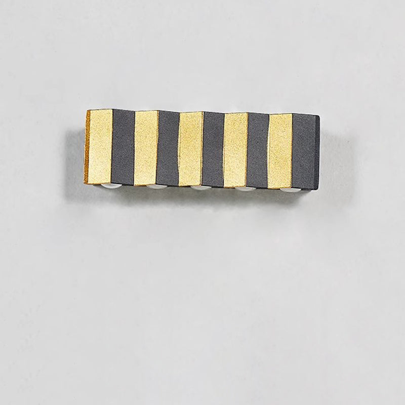 Aluminum Rectangular Bent Up Outdoor Light