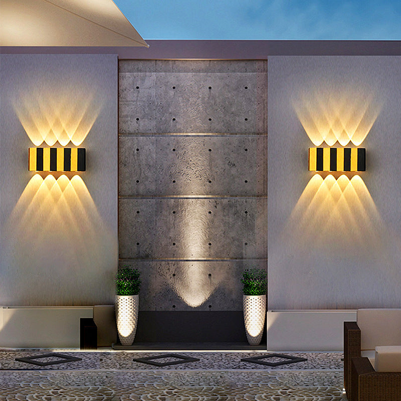 Aluminum Rectangular Bent Up Outdoor Light