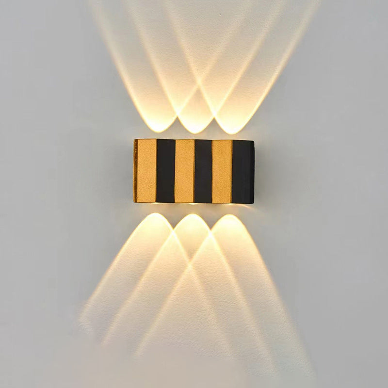 Aluminum Rectangular Bent Up Outdoor Light