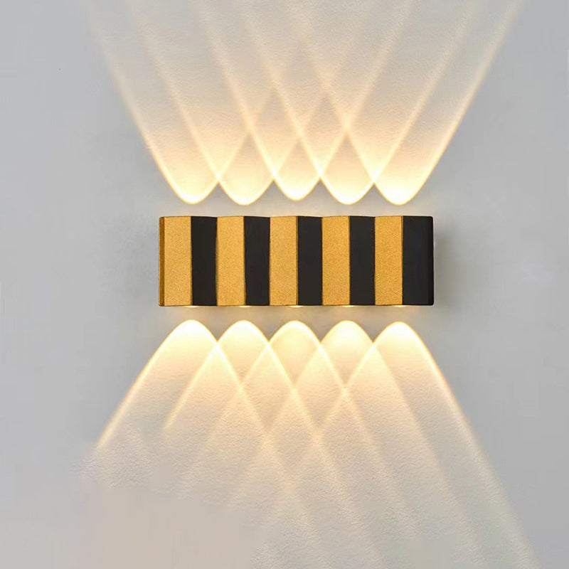 Aluminum Rectangular Bent Up Outdoor Light