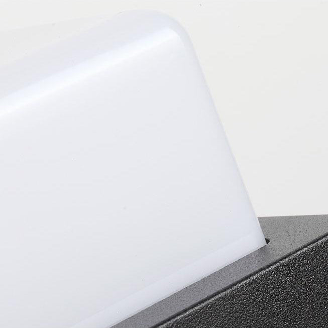 Aluminum PC Rectangular Patio Outdoor Light