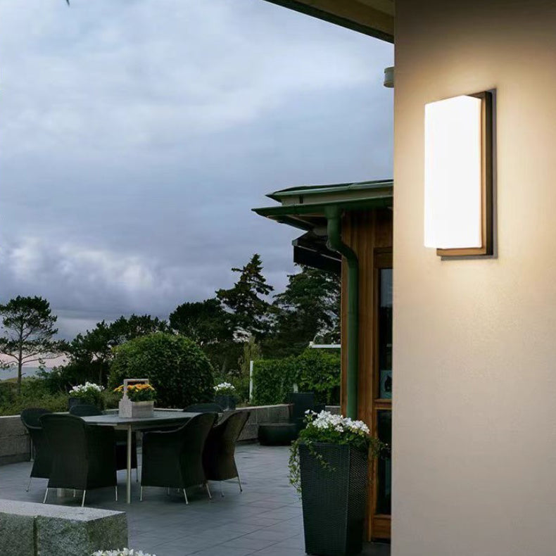 Aluminum PC Rectangular Patio Outdoor Light