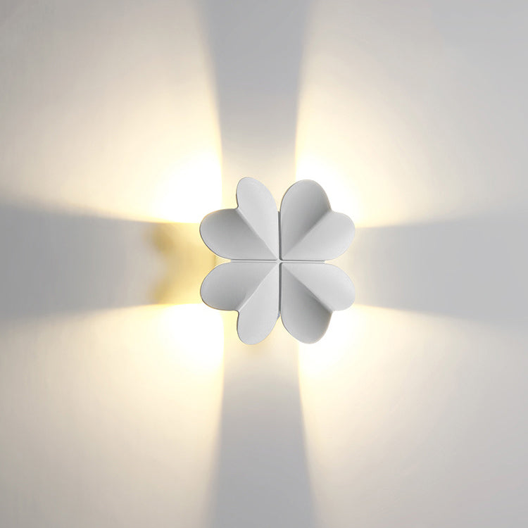 Aluminum Four-Leaf Clover Patio Outdoor Light