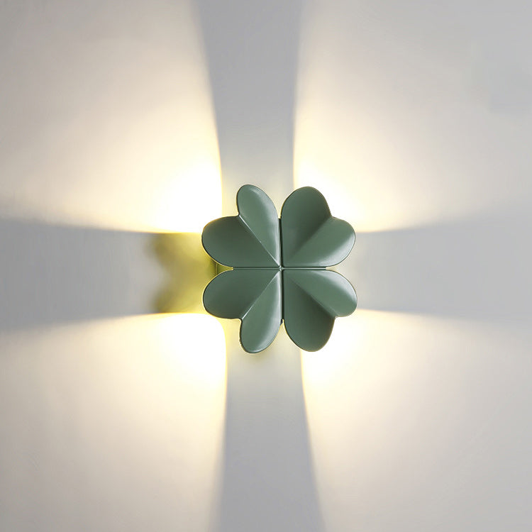 Aluminum Four-Leaf Clover Patio Outdoor Light