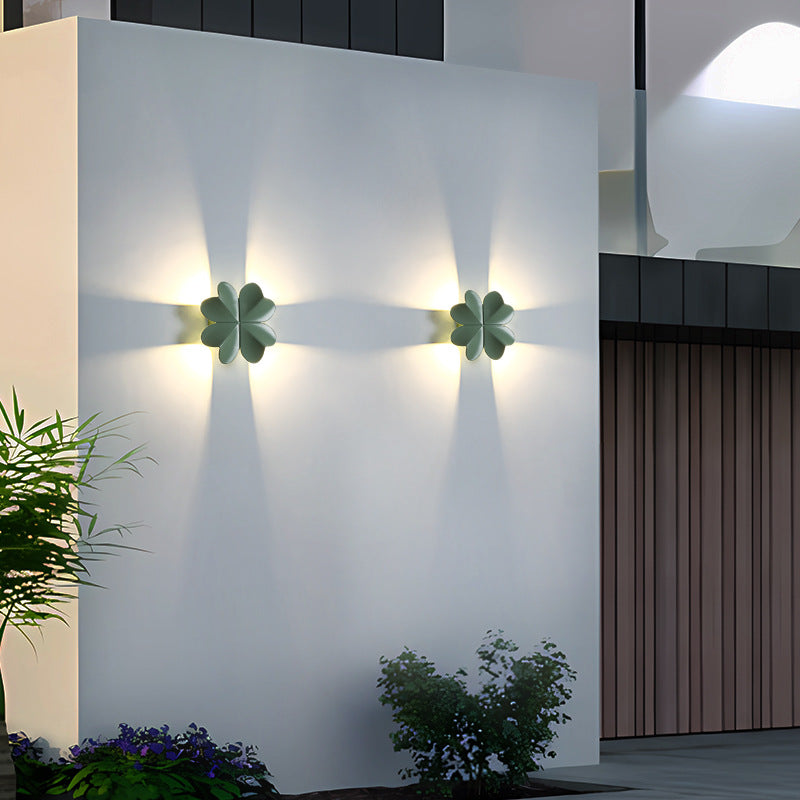 Aluminum Four-Leaf Clover Patio Outdoor Light
