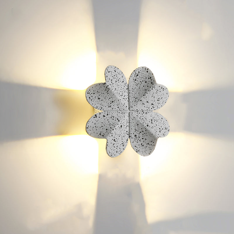 Aluminum Four-Leaf Clover Patio Outdoor Light