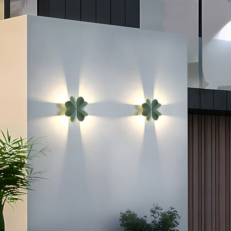 Aluminum Four-Leaf Clover Patio Outdoor Light