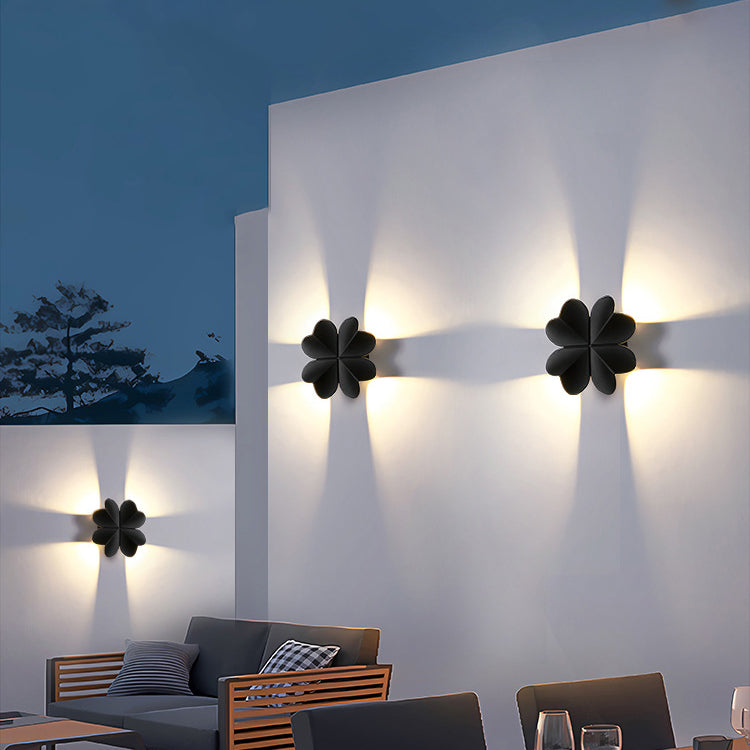 Aluminum Four-Leaf Clover Patio Outdoor Light