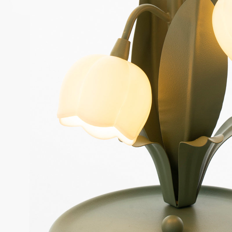 Iron Glass Floral Table Lamp