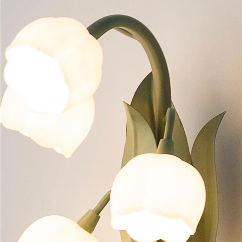 Iron Glass Floral Table Lamp