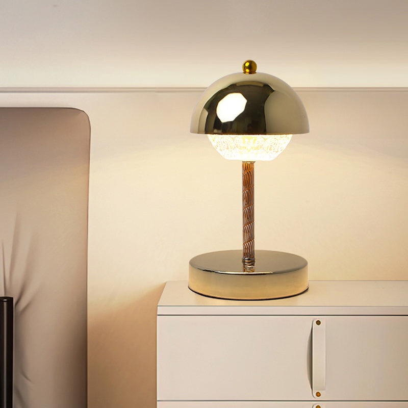 Rechargeable Iron Dome Flower Table Lamp