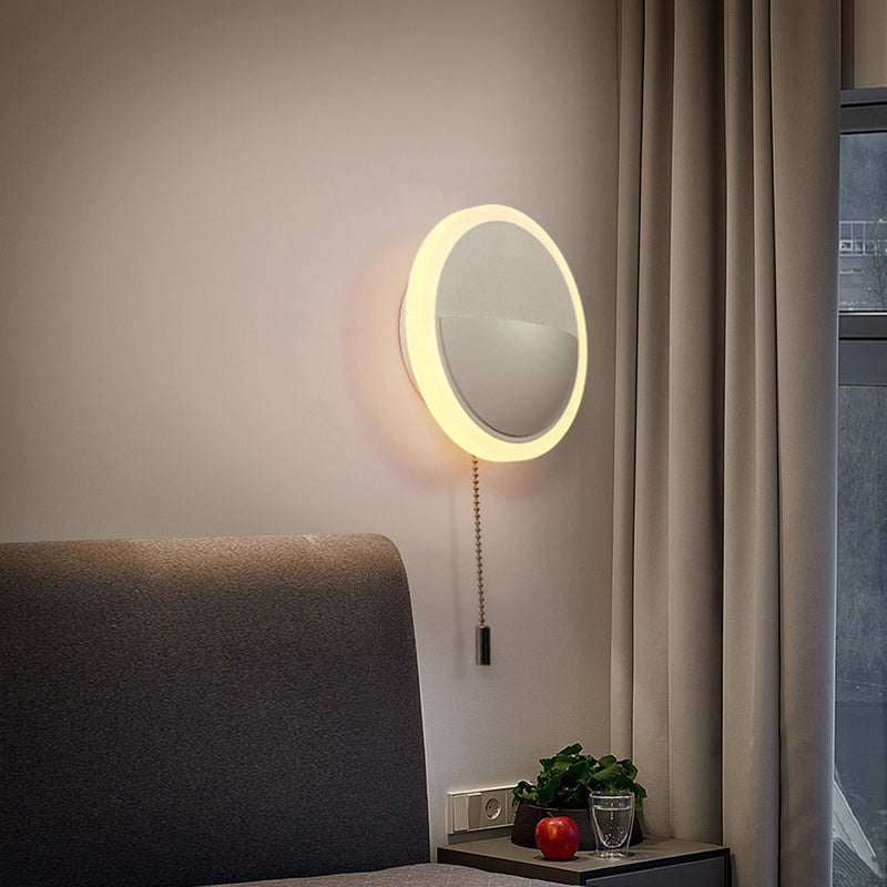 Iron Aluminum Acrylic Round Wall Lamp