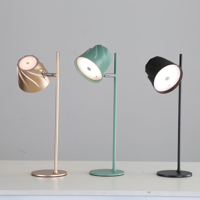 Iron Plastic Touch Dimming Table Lamp