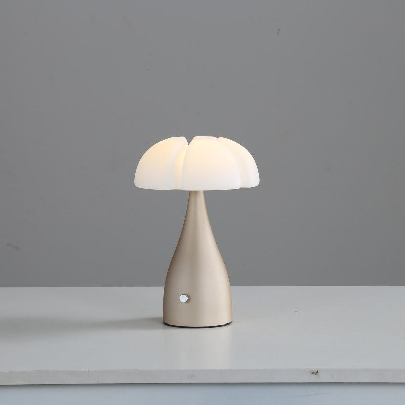 Iron Plastic Dome Cloud Table Lamp